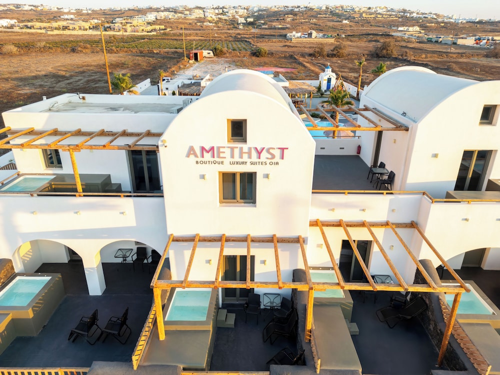 Amethyst Exclusive Suites Oia 60/72