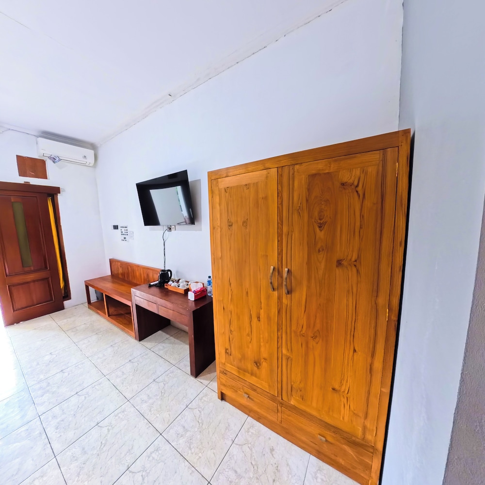 Lobby at Ketapang Guest House Canggu by ZUZU, BALI