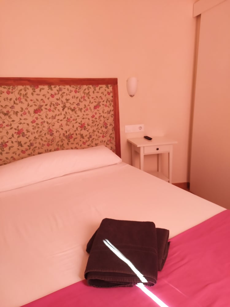 Pension Azahar 16/50