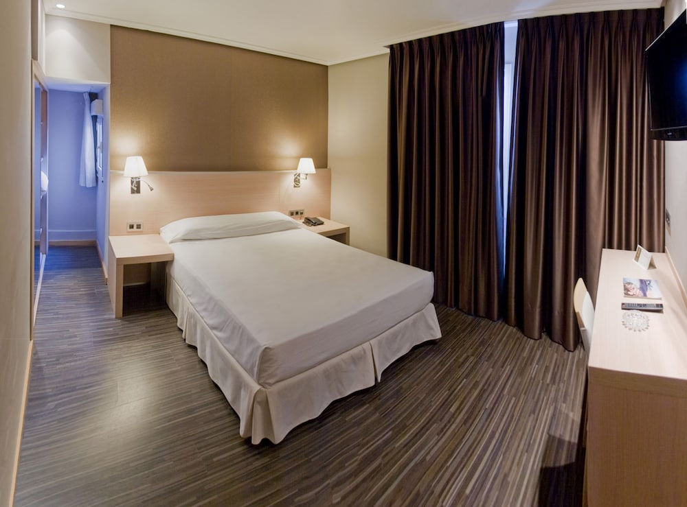 Hotel Asturias 11/31