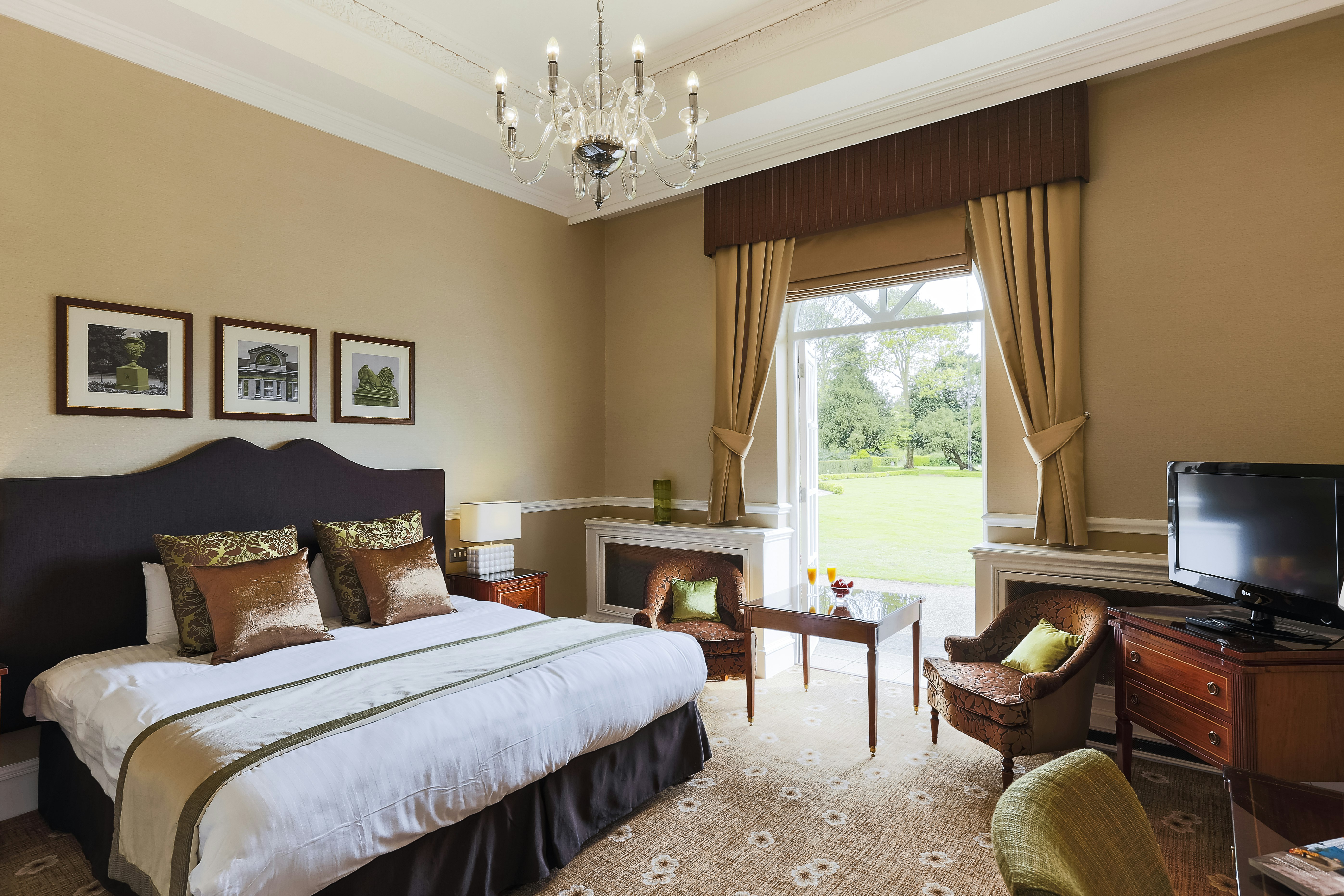 Down Hall Hotel Spa & Estate 12/79