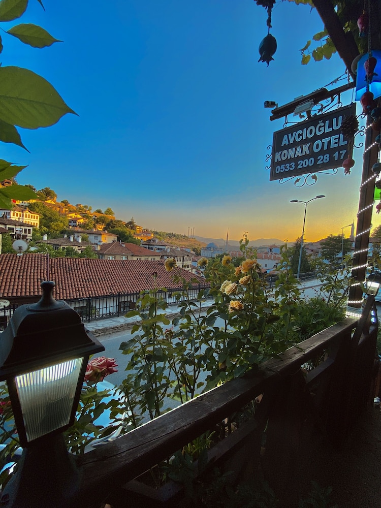 Avcioglu Konak Otel 38/50