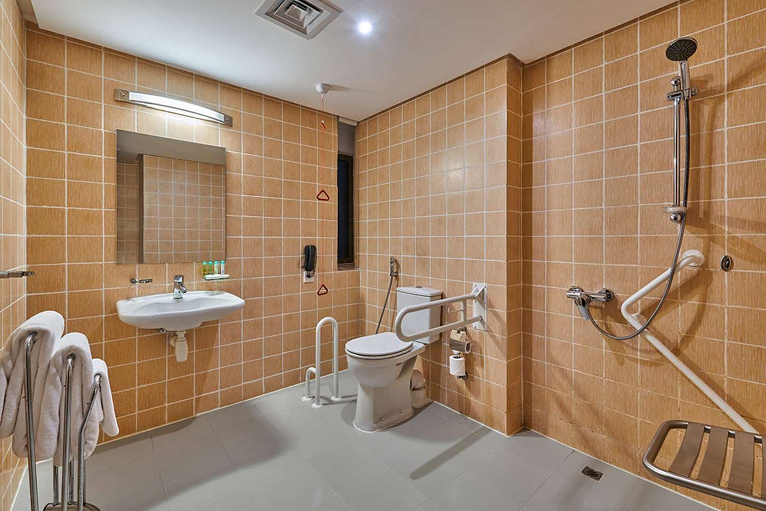 Ramada Hotel & Suites by Wyndham Dubai JBR 43/43