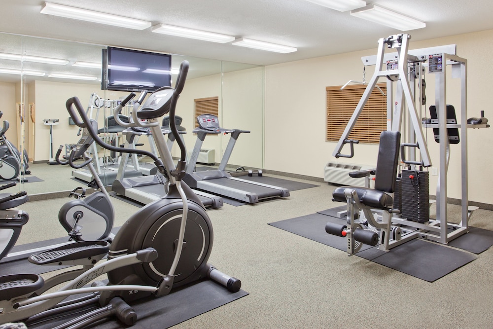 Candlewood Suites Lexington 44/74