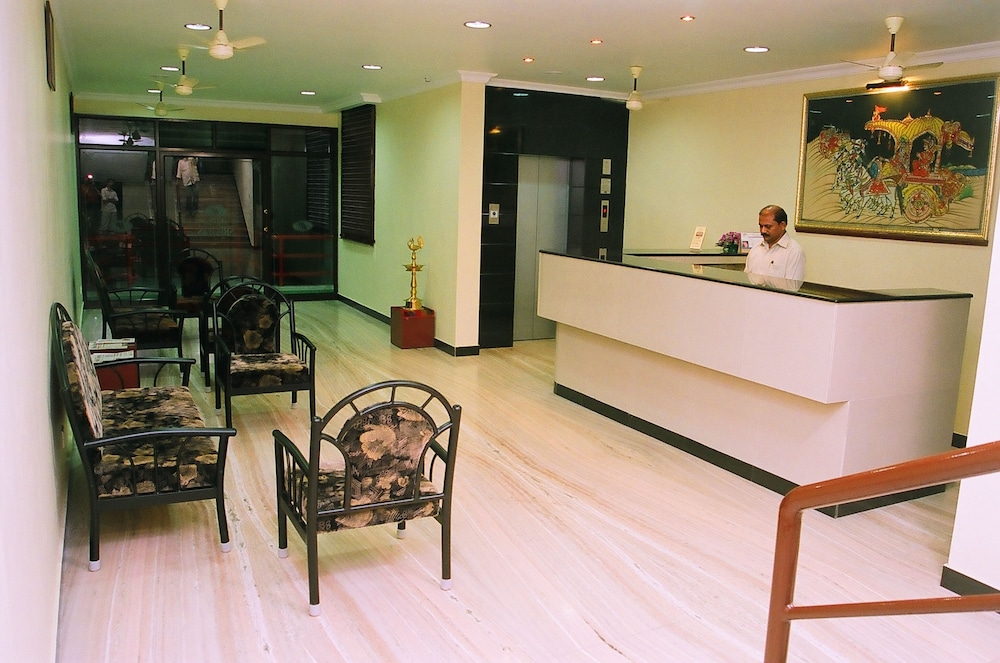 Hotel Srinivas 6/65
