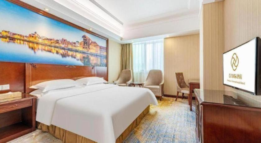 Vienna International Hotel (Guangzhou Tianhe Olympic Sports Dongpu) 17/49