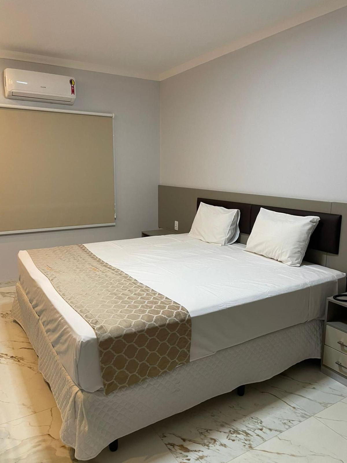 Hotel Uipi 9/50