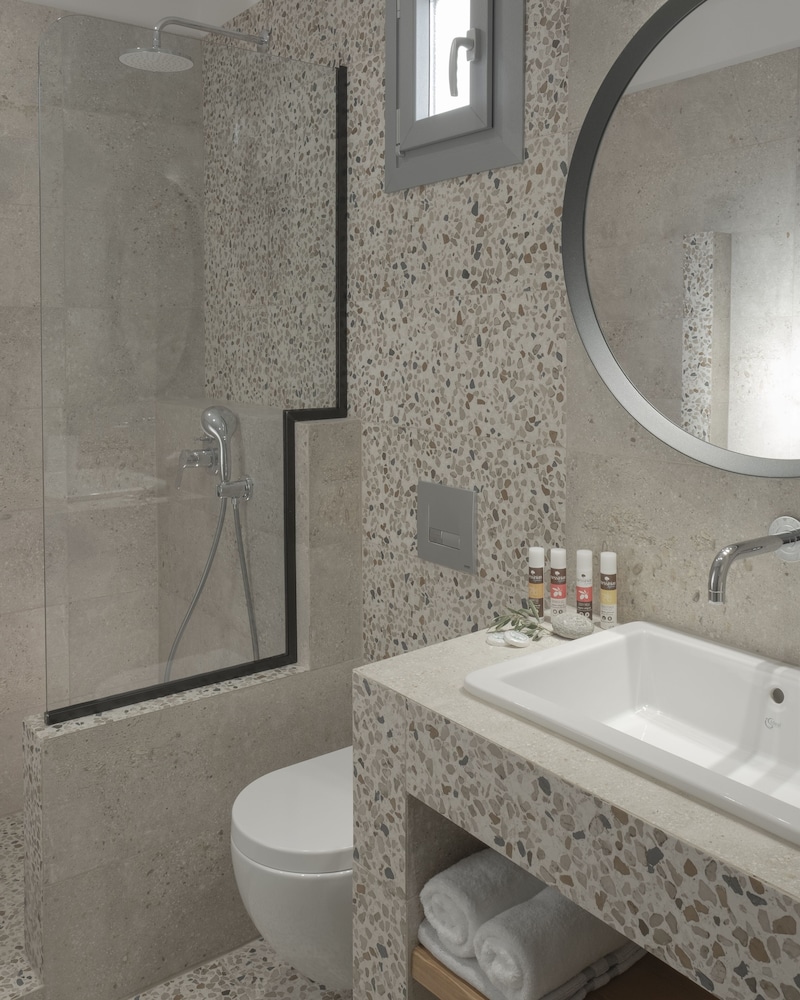 Mykonos Essence Hotel 42/47