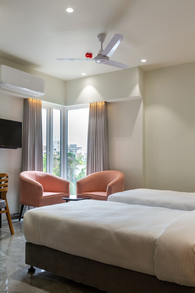 Nalanda Hotel 20/63