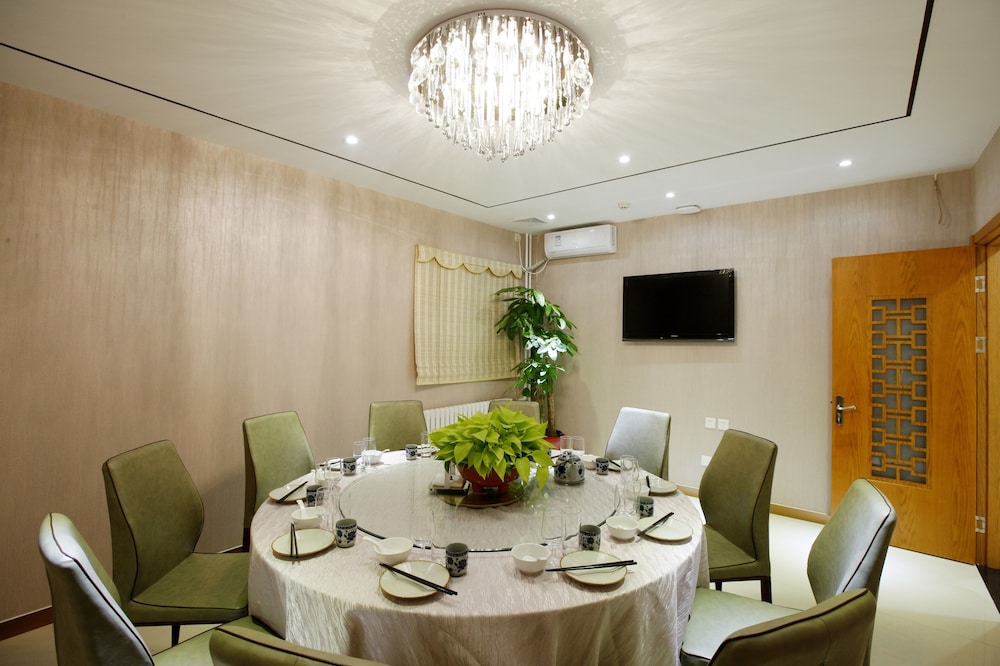 Beijing Dongdan Hotel 39/54
