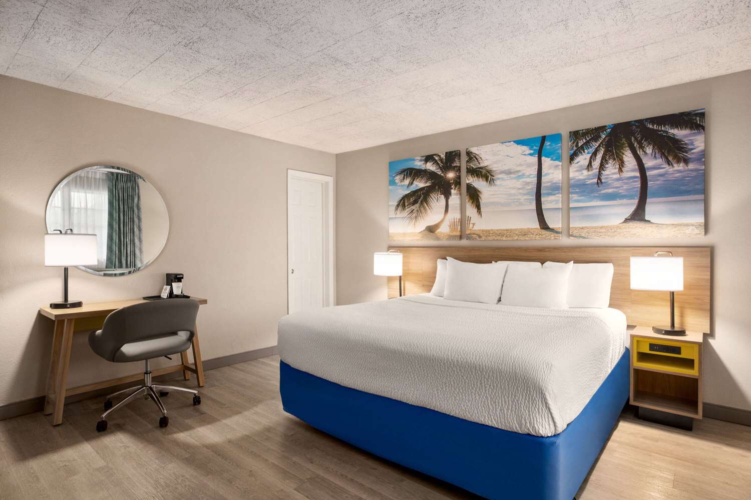 Days Inn By Wyndham Miami Airport North 16/32