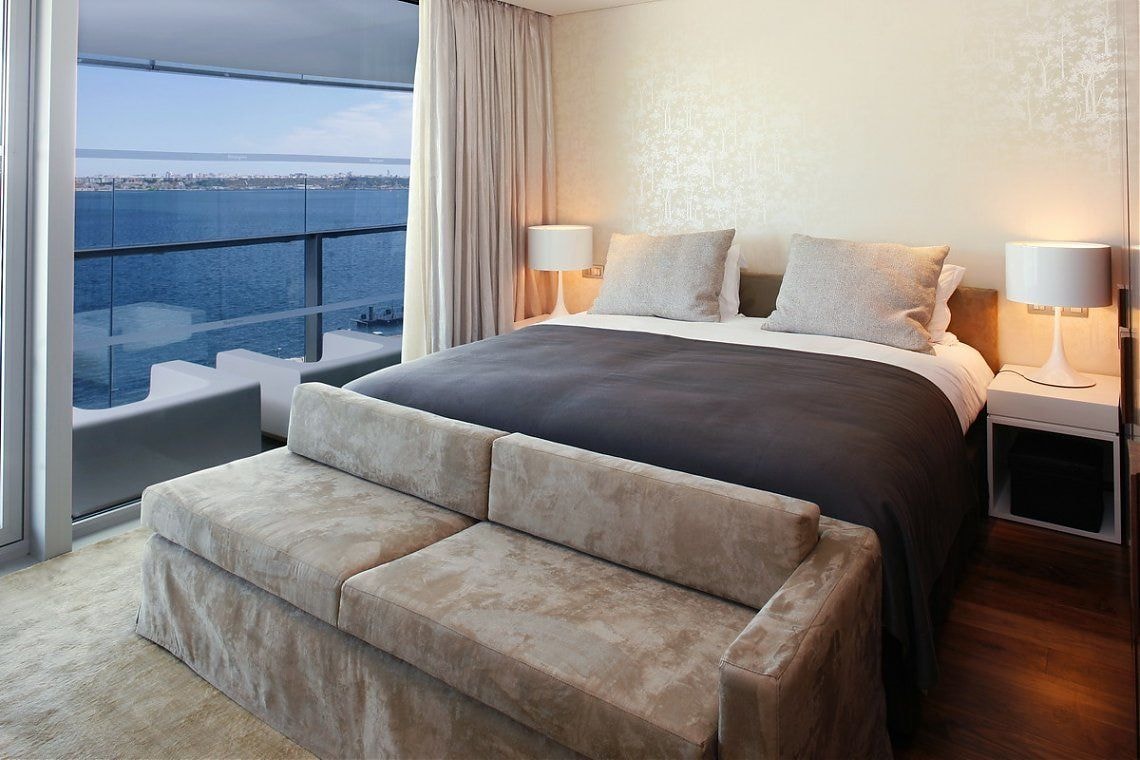 3 Bedrooms, Grand, Apartment, 1 Double and 4 Single Beds, Marina View