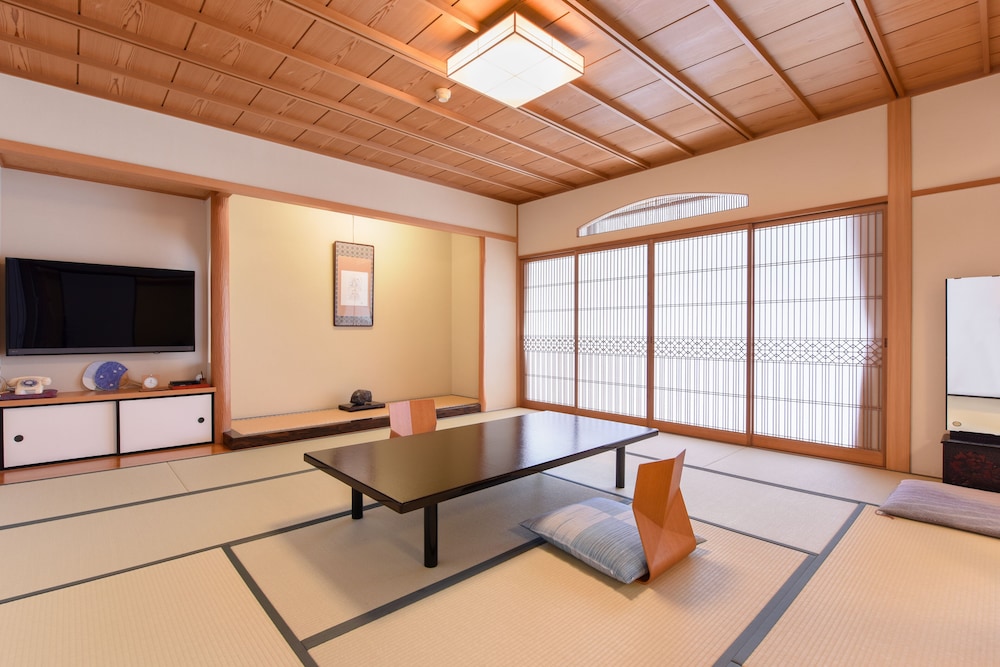 Furuya Ryokan 11/63