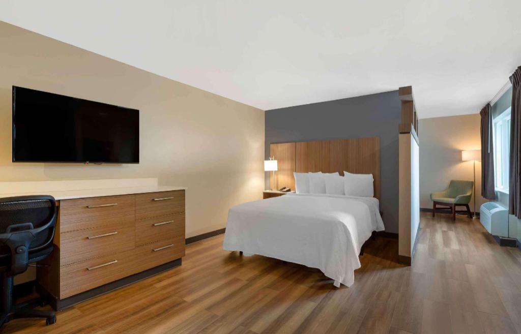 Studio, 2 Queen Beds, Accessible