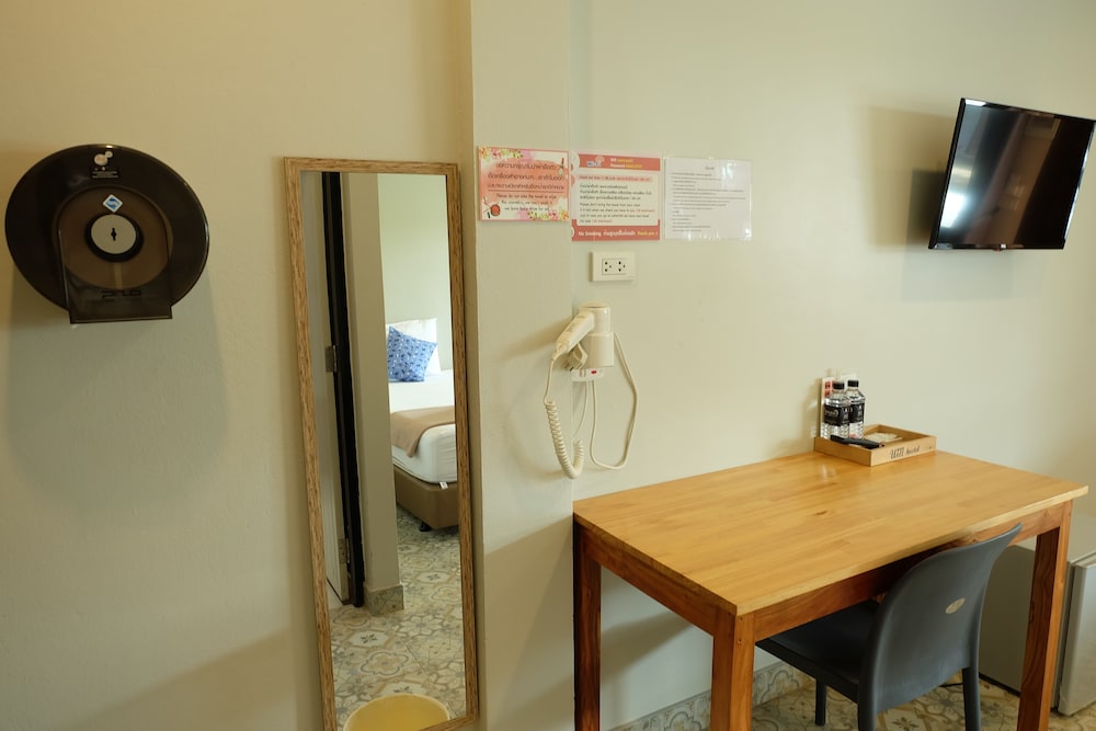 Warm Well Hostel Kanchanaburi 36/68