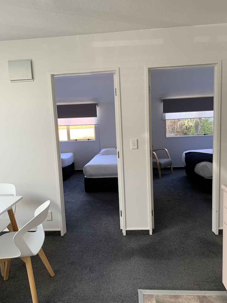 Apex Motor Lodge 34/58