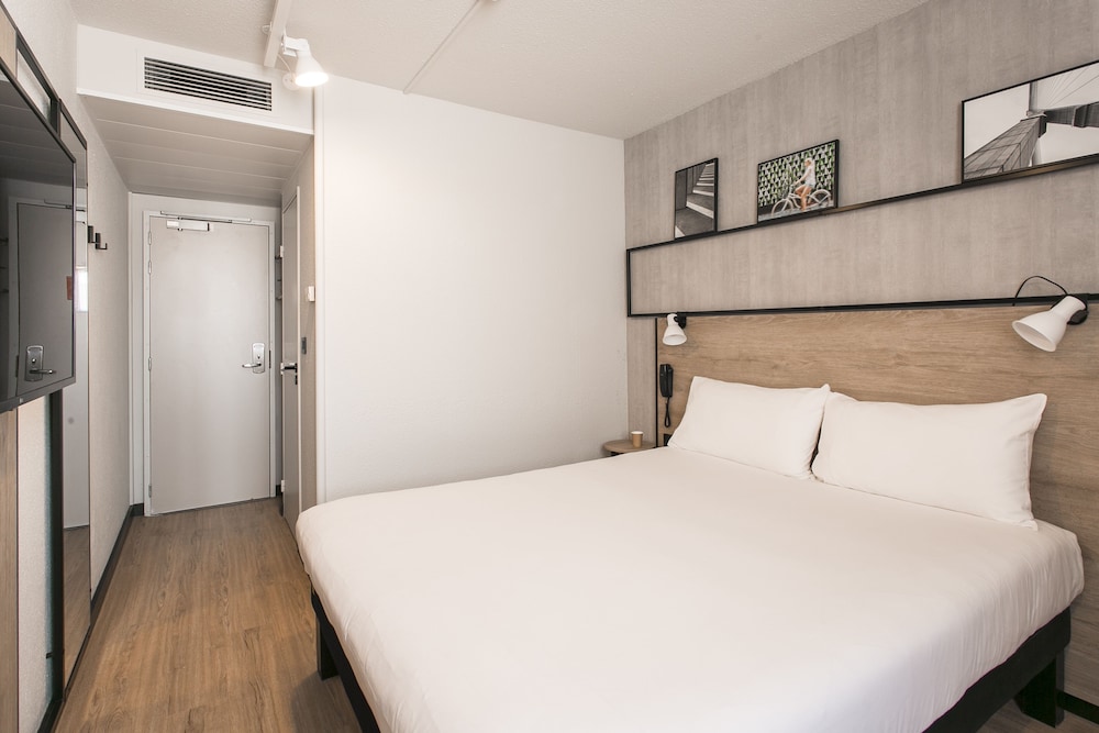 Ibis Avignon Sud 18/72