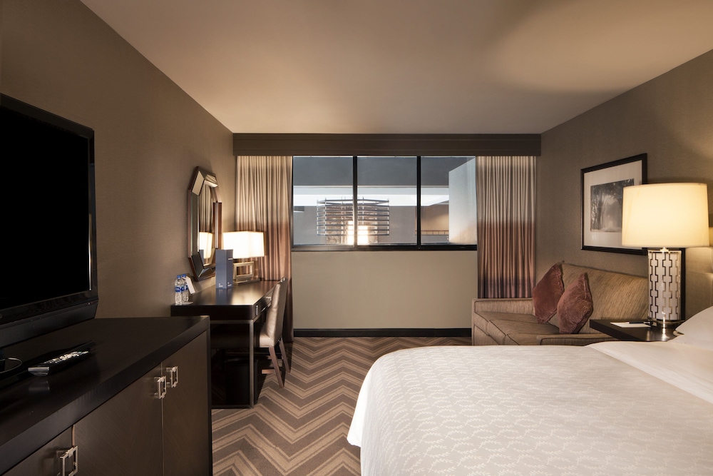 Sheraton Bucks County Hotel 13/61