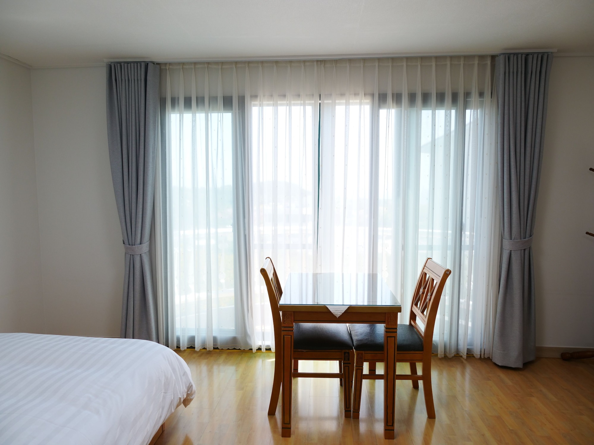 Room, 13 Pyeong، Hera's Castle 4/4