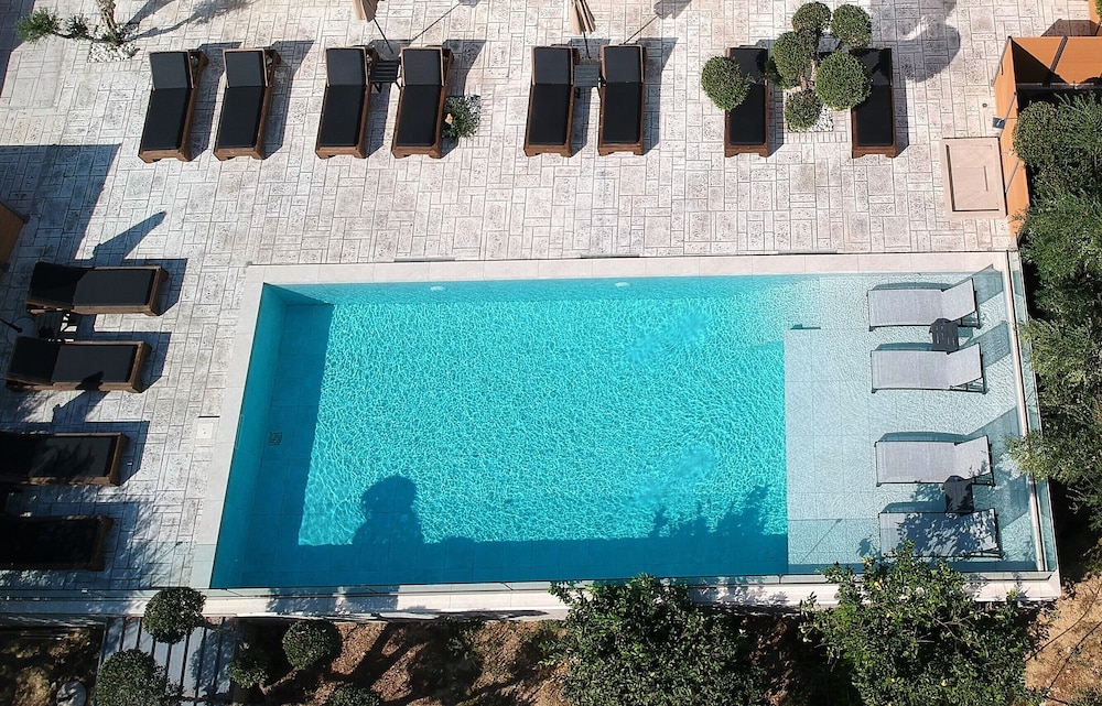 Litore Luxury Living 45/50