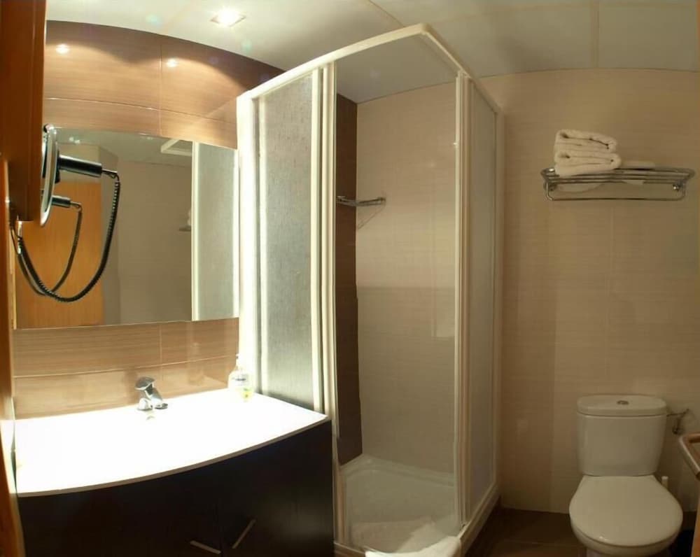 Hostal Las Flores 10/60