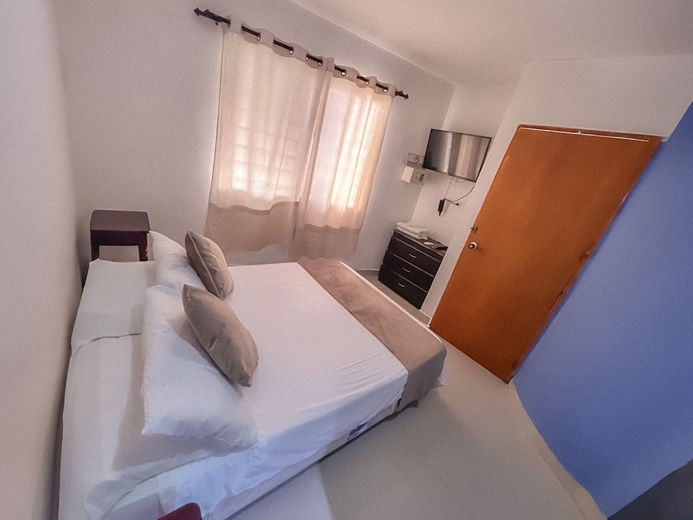 Sweet Caribbean Hotel 7/18