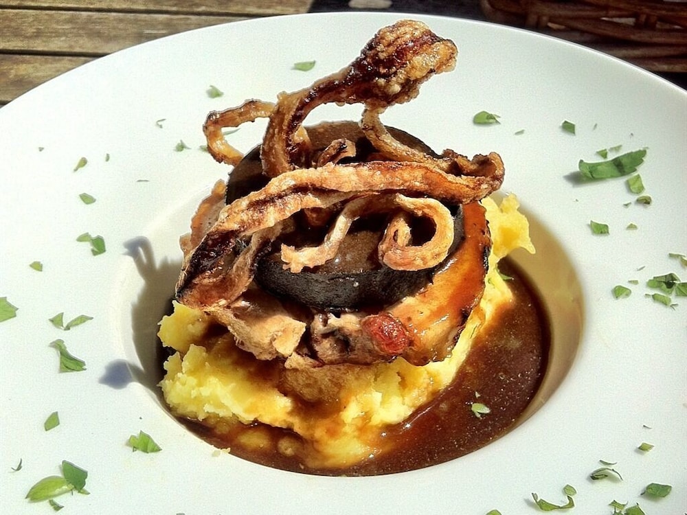 The Lamb Inn 13/25