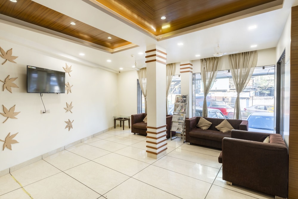 Hotel Ashish 33/39