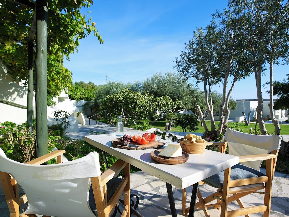 CHC Coriva Beach Hotel and Bungalows 60/75