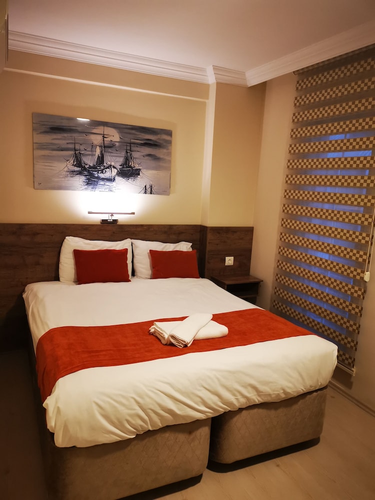 Ador Troia Otel 5/31