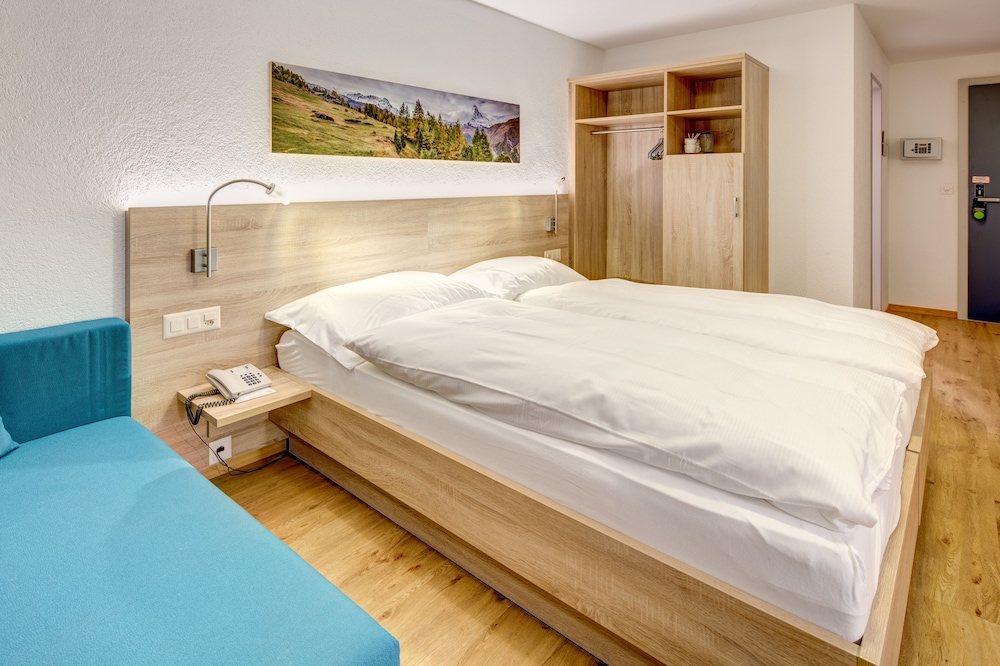 Matterhorn Inn 24/57