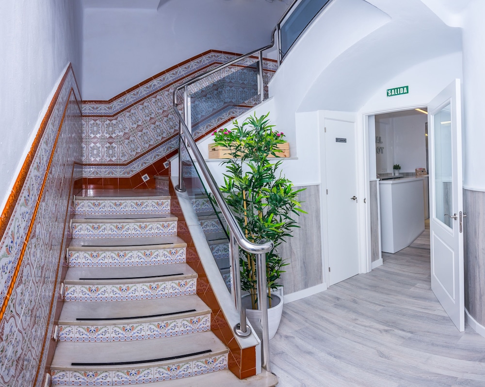 Hostal Guillot 4/18