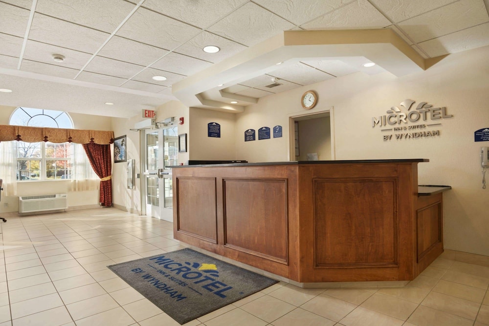 Microtel Inn And Suites Ann Arbor Plymouth Rd 3/39