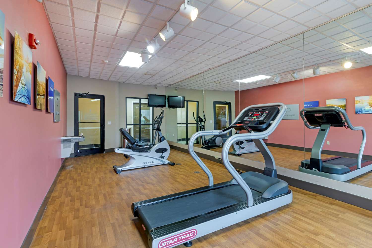 Comfort Suites Port Wentworth - Savannah North 25/33