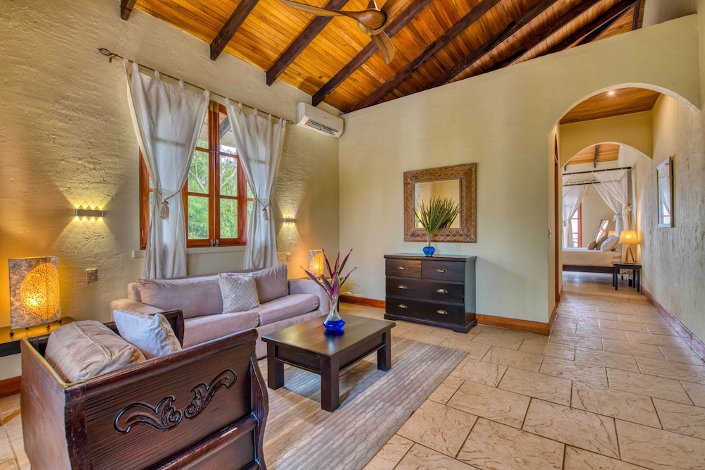 El Castillo - Adults Only 22/50