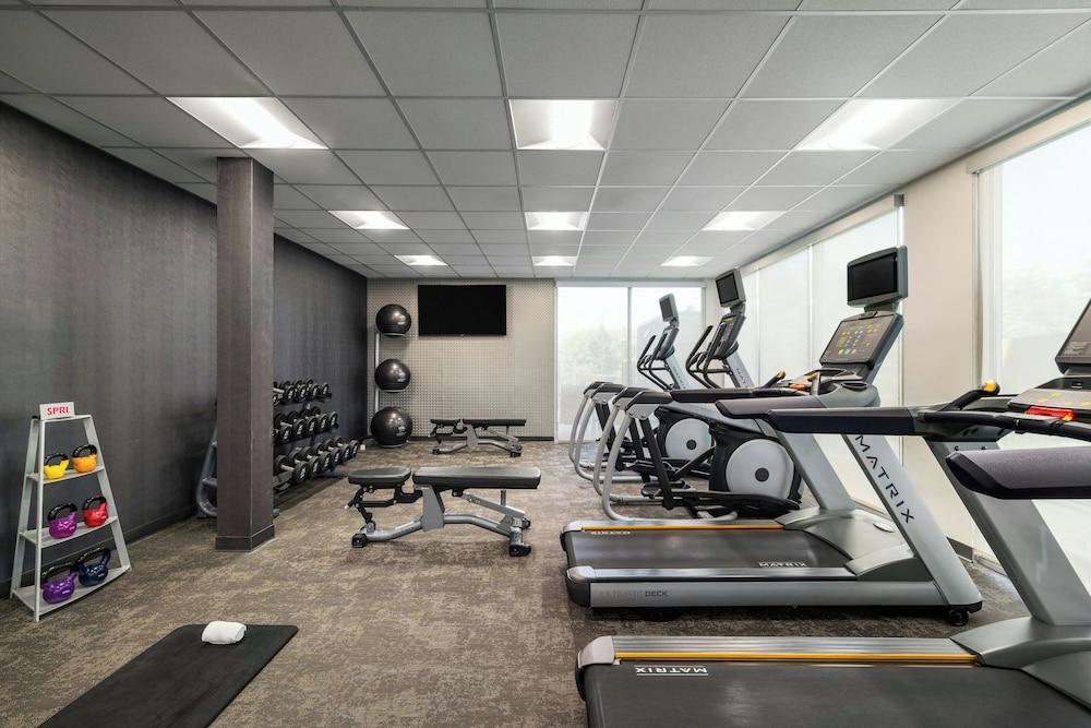 Fairfield Inn & Suites by Marriott San Antonio Medical Center 23/50