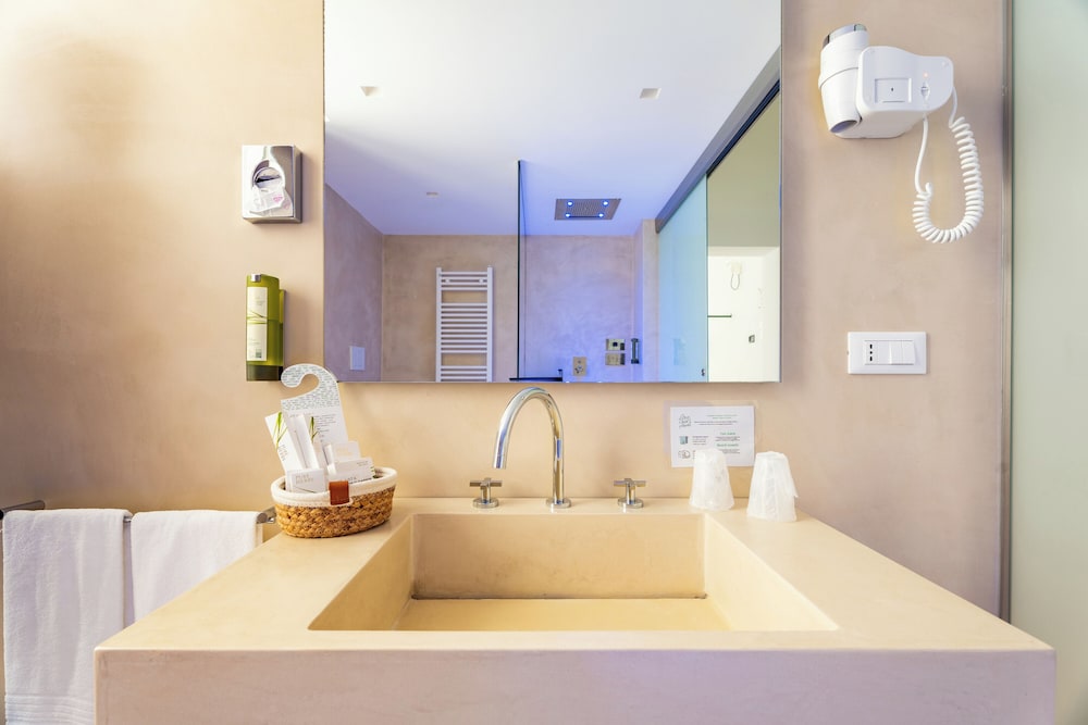 Donna Domenica Boutique Suites 46/50