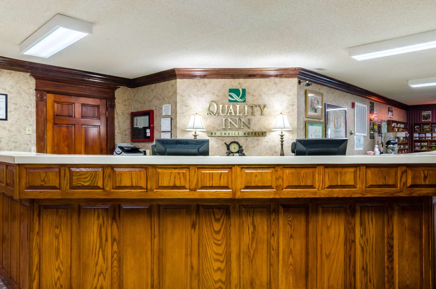 Quality Inn Eureka Springs South 11/67