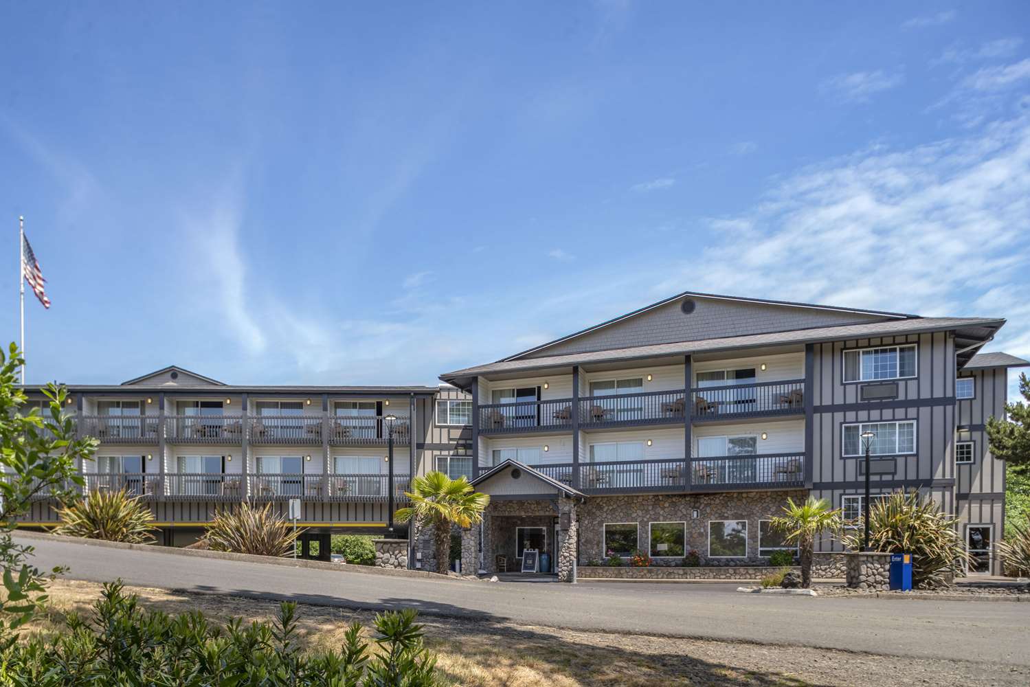 Comfort Inn & Suites Lincoln City 35/35
