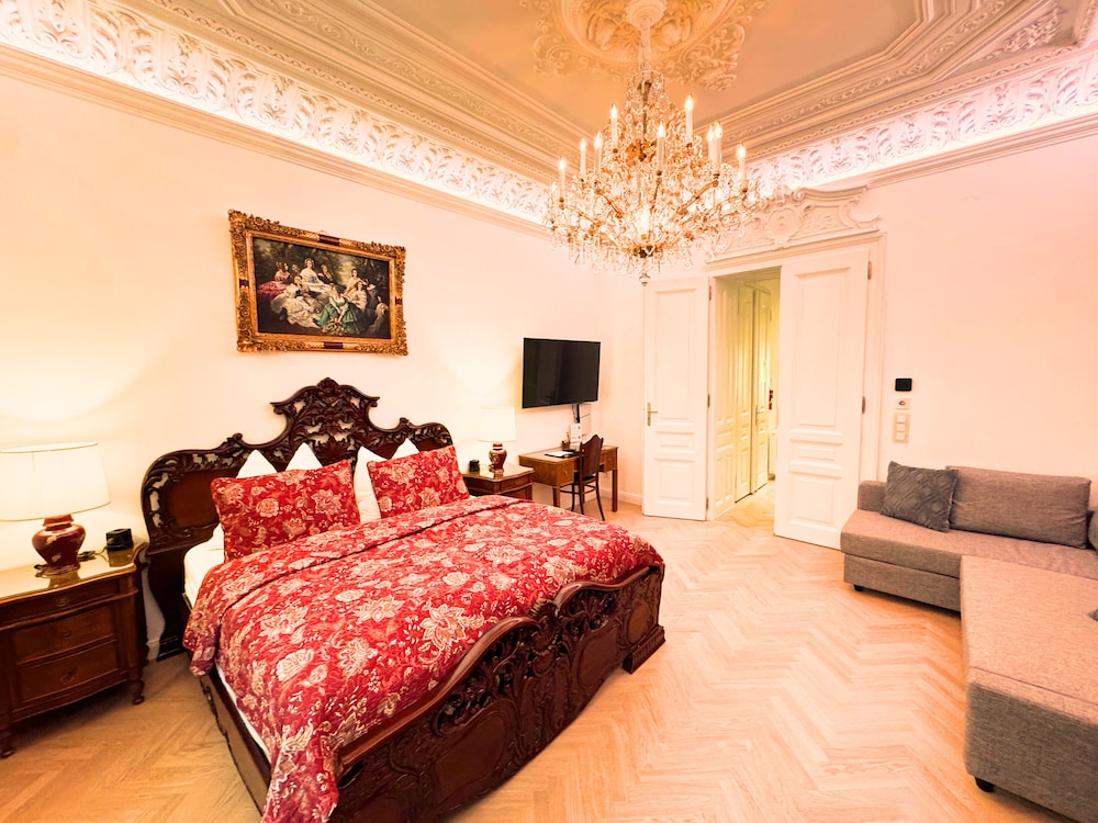 MOZART, COMFORT, STUDIO, KING BED