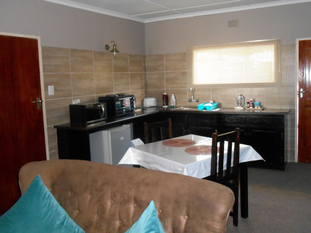 Obesa Lodge 24/47