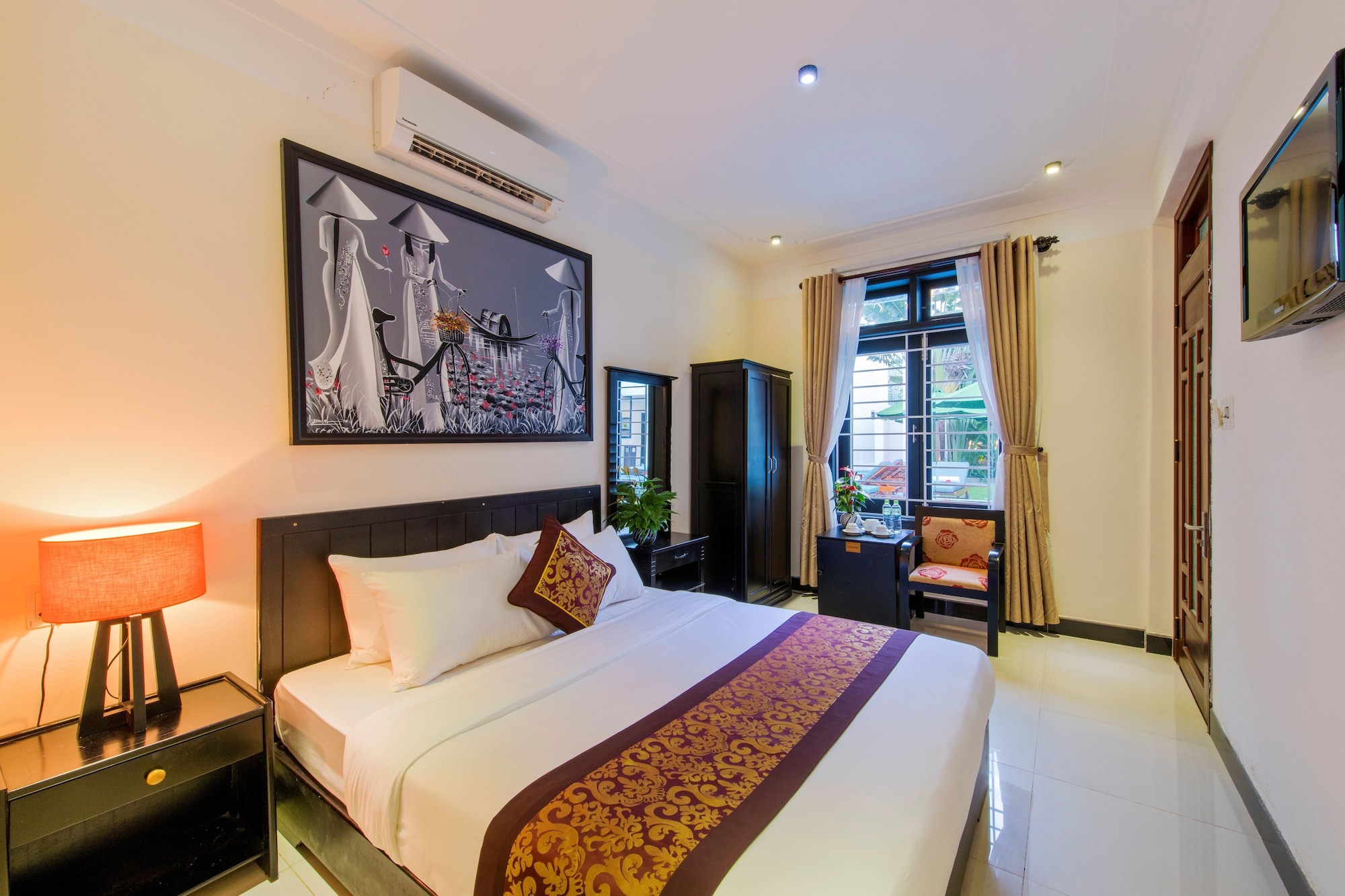 SUPERIOR, DOUBLE BED, WITH VIEW, BALCONY