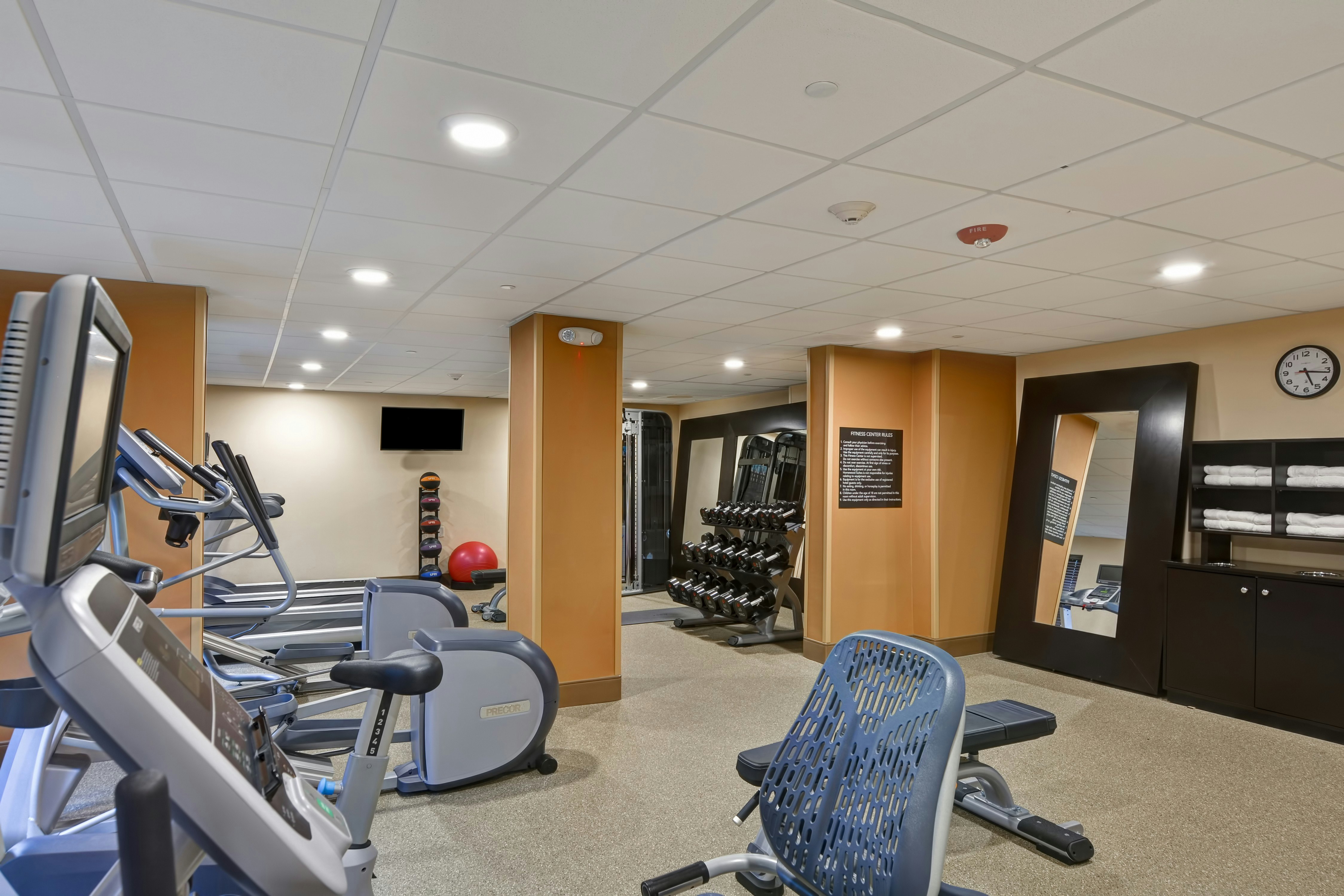 Homewood Suites by Hilton Aurora Naperville 8/22