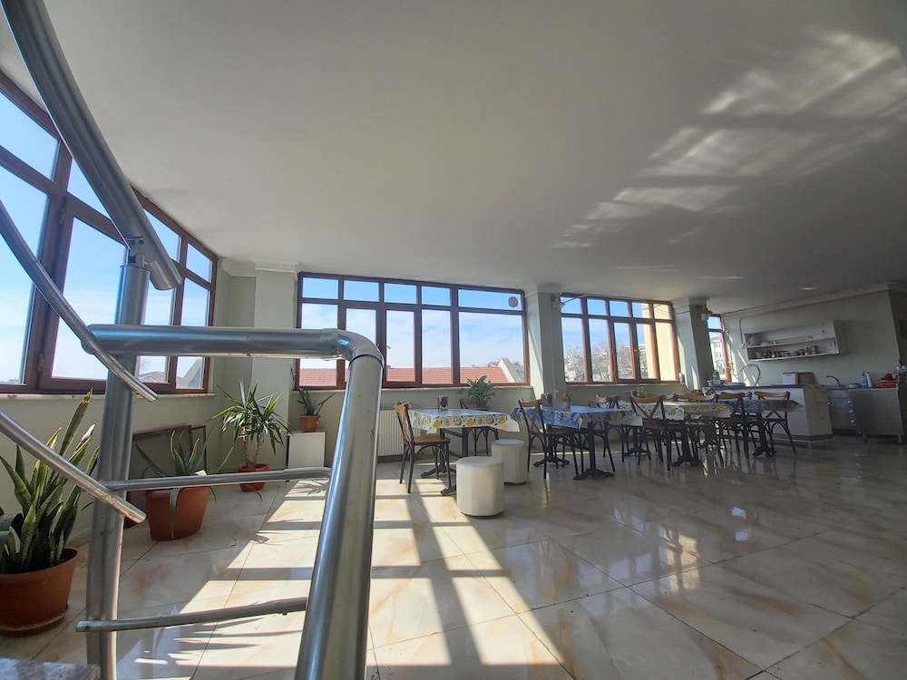 Avsin Apart Hotel 50/70
