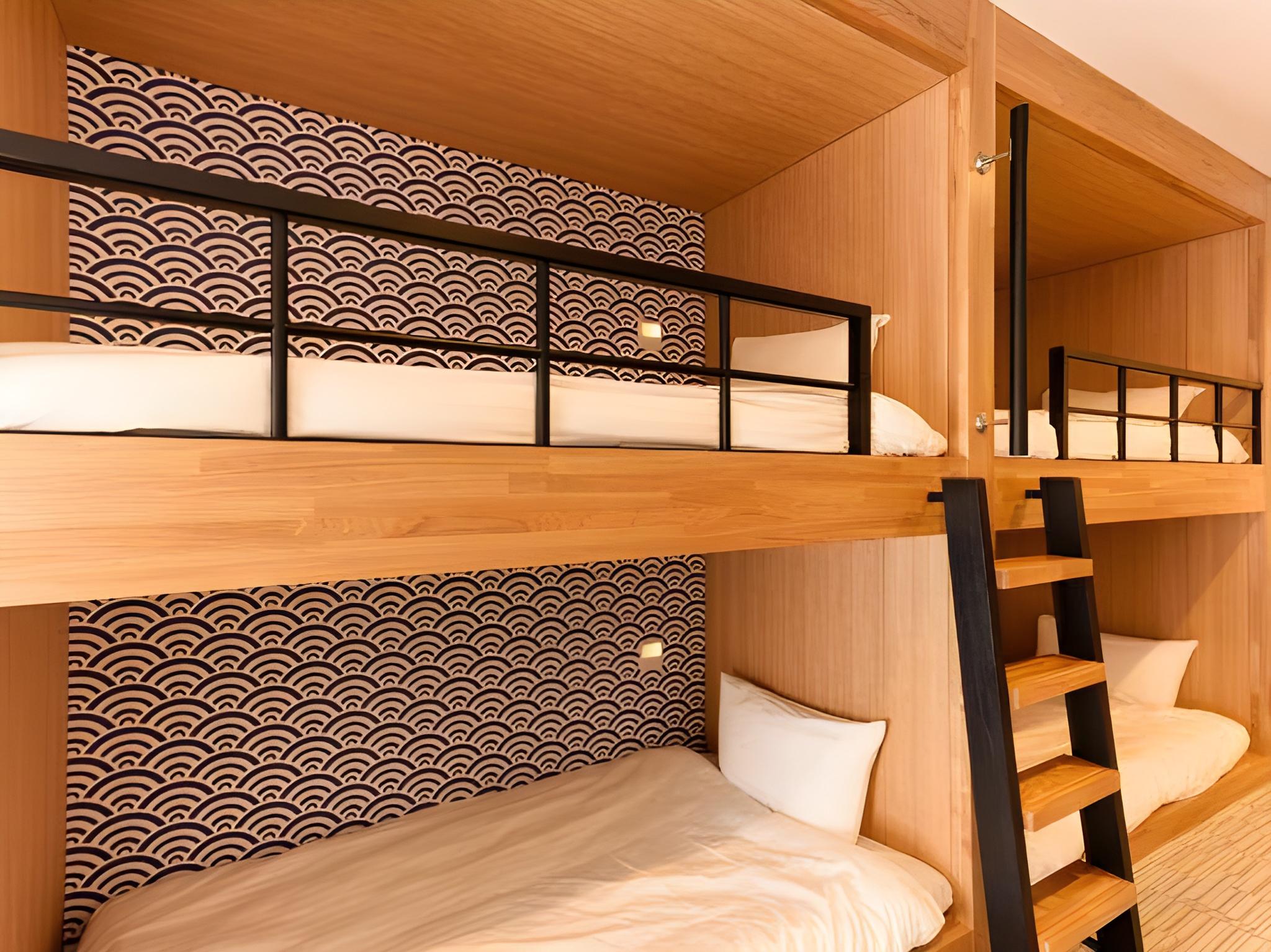 4 Bunk Beds