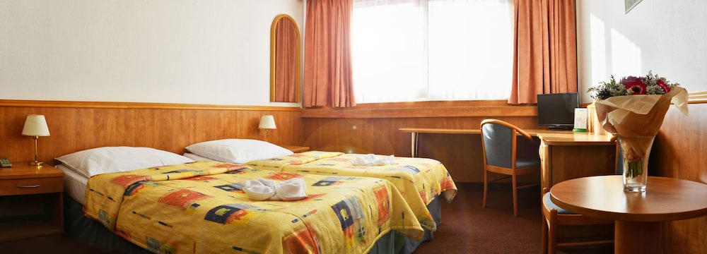 Olympik Hotel 49/68