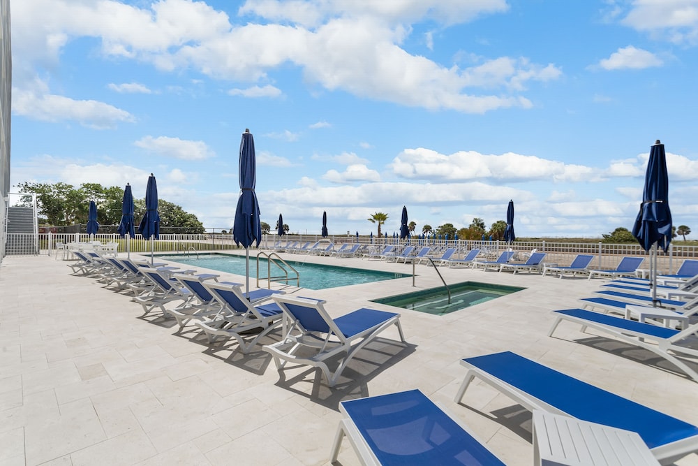Treasure Island Ocean Club 42/50