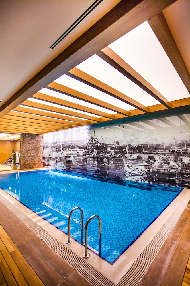 Gorrion Hotel 35/71