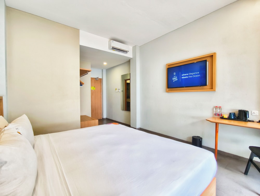 MaxOneHotels.com at Anyer 13/42