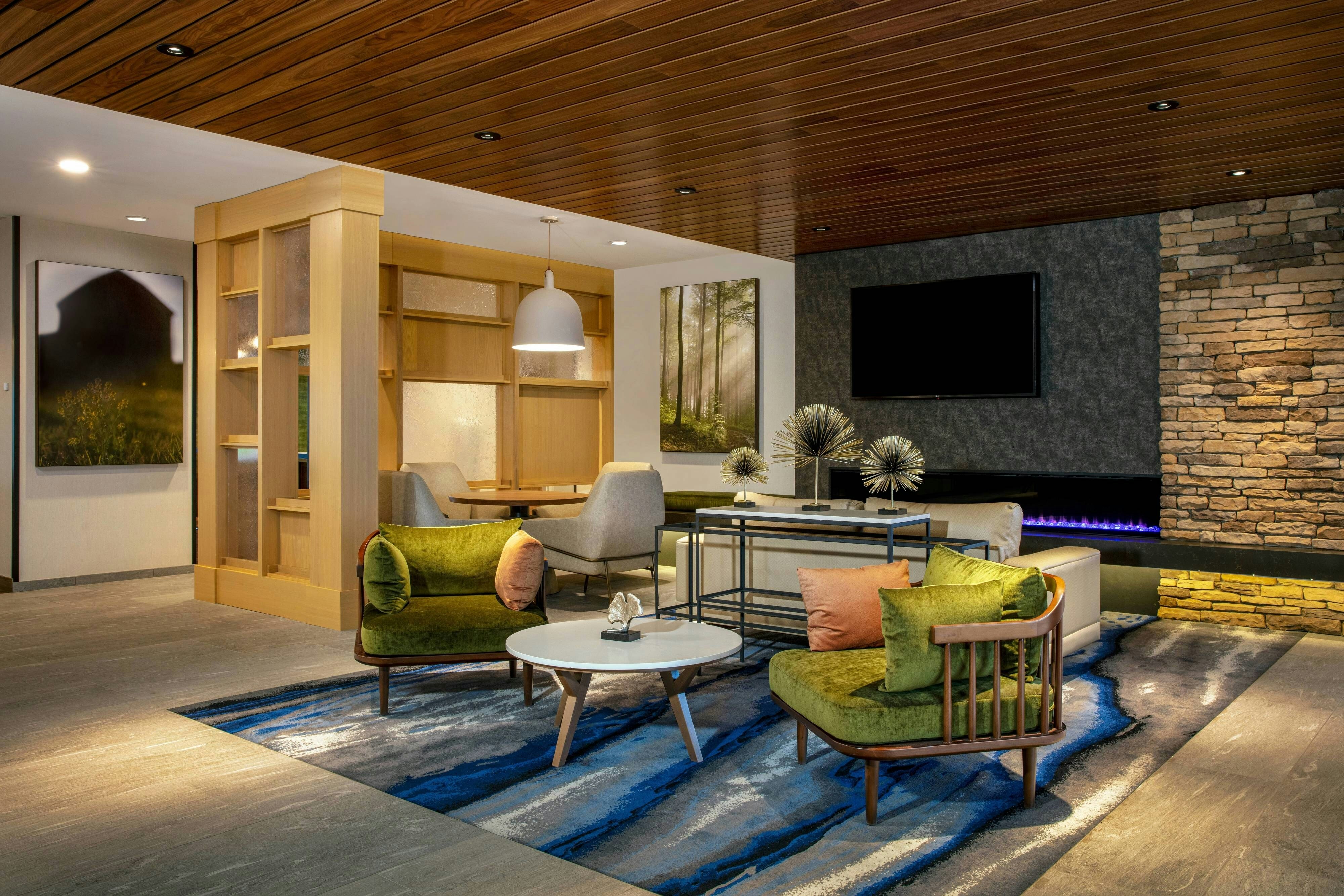 Fairfield Inn & Suites by Marriott Harrisburg West/Mechanicsburg 7/20